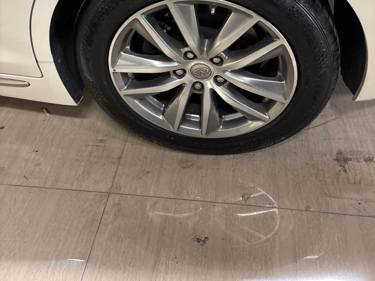 英菲尼迪 Q50L  2021款 2.0T 逸享版圖片