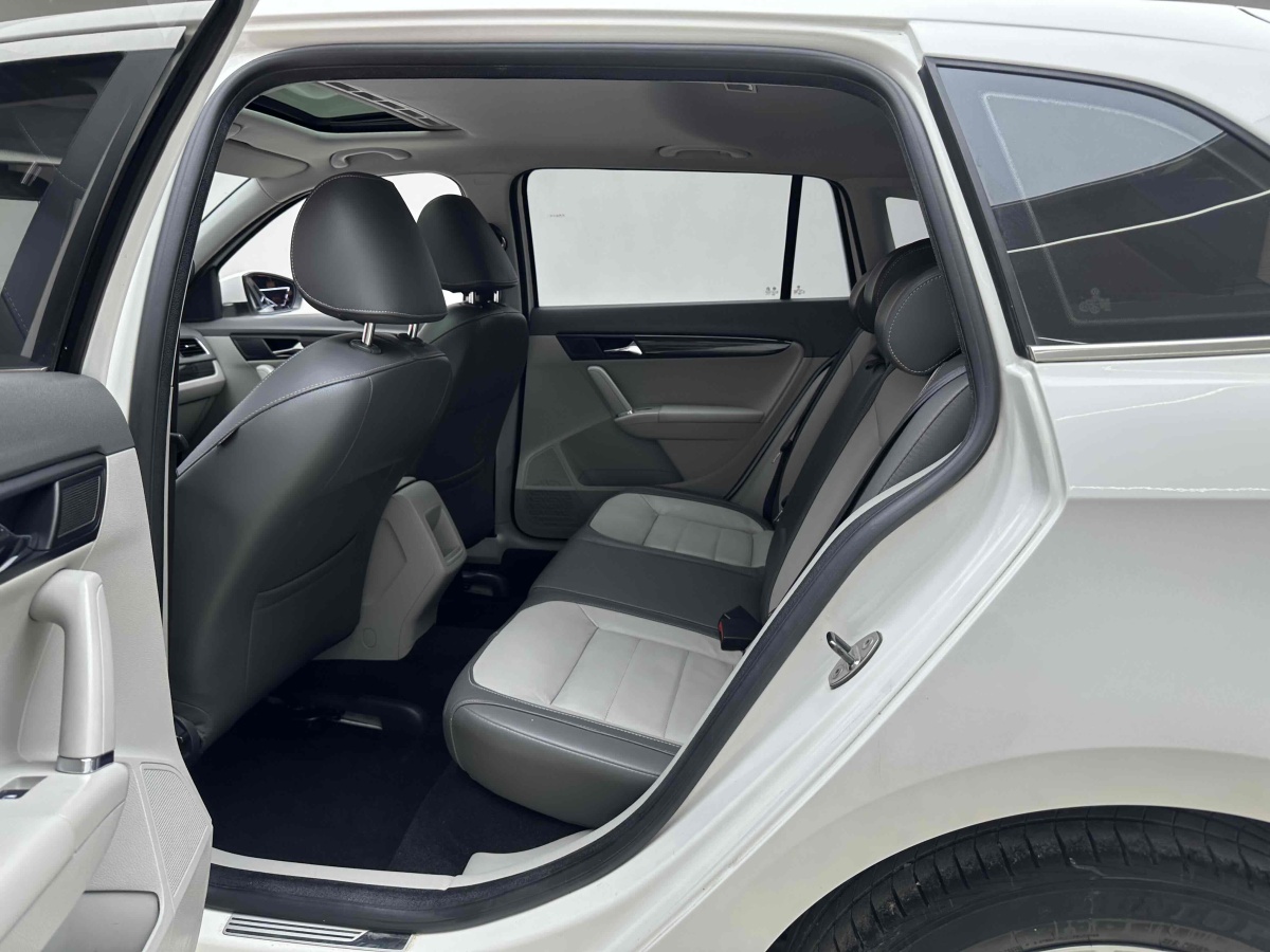 2014年4月大眾 朗行  2013款 1.6L 自動舒適型