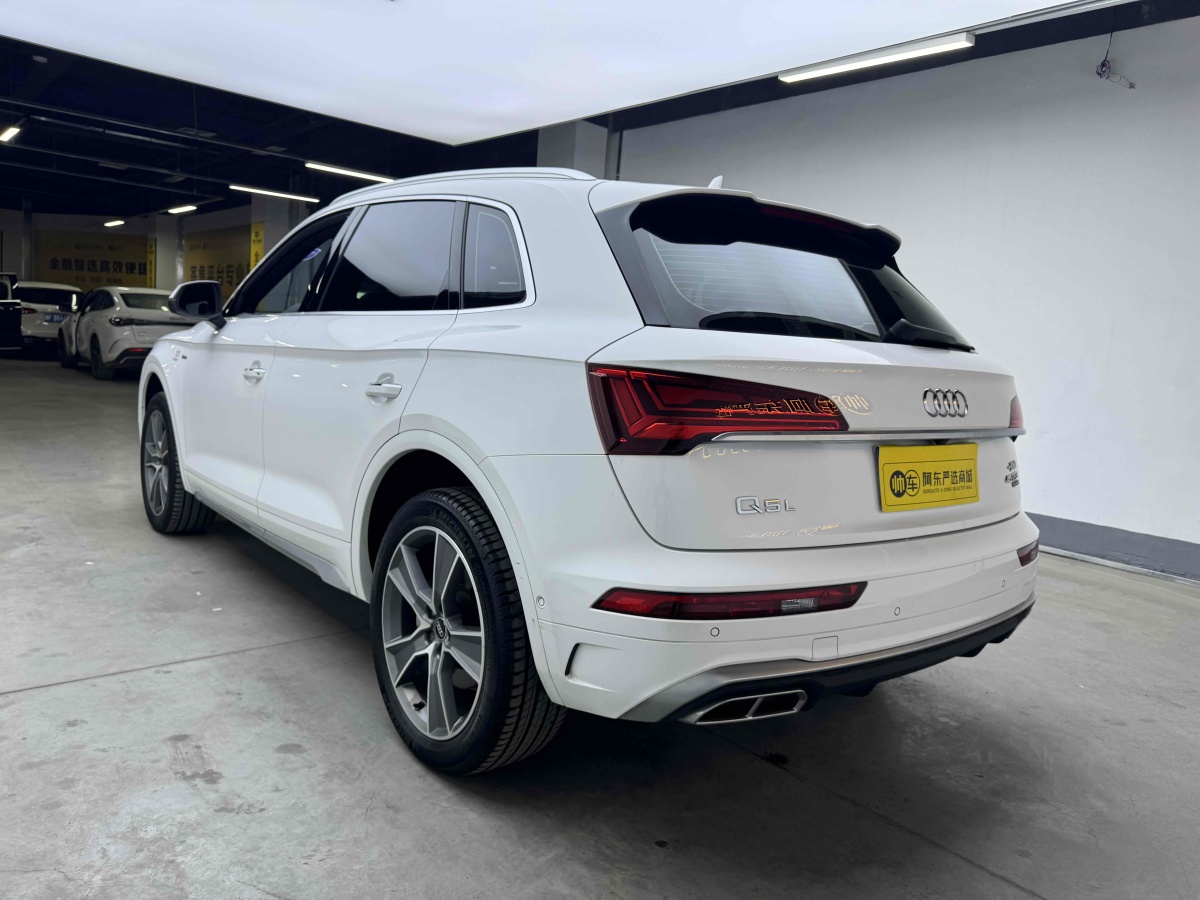奧迪 奧迪Q5L  2022款 改款 45T 豪華動感型圖片