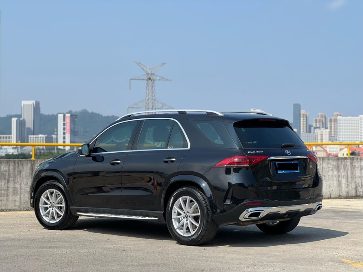 奔馳 奔馳GLE  2024款 改款 GLE 350 4MATIC 時(shí)尚型圖片