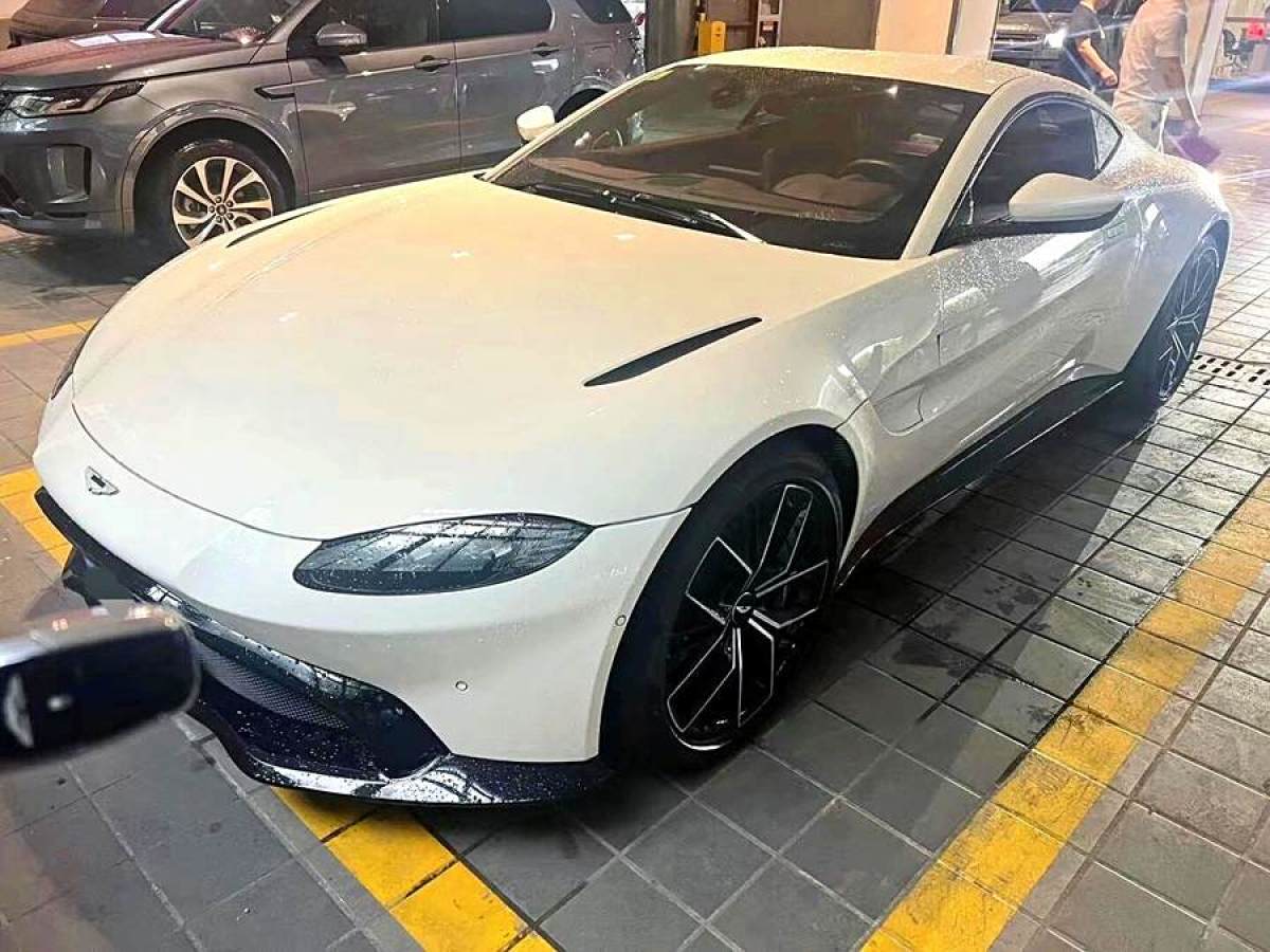 阿斯頓·馬丁 V8 Vantage  2022款 4.0T V8 Coupe圖片