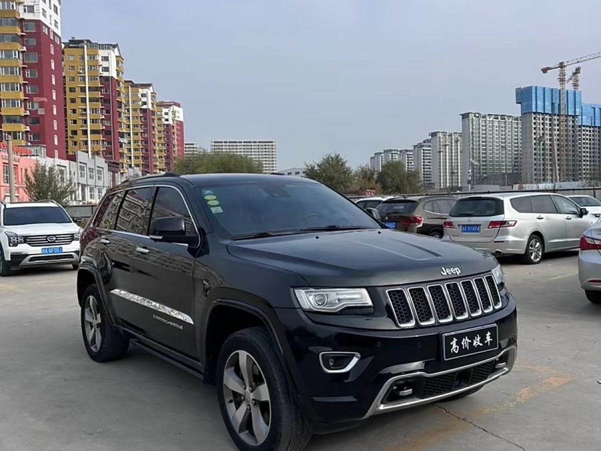 2017年1月Jeep 大切諾基  2016款 3.6L 豪華導(dǎo)航版