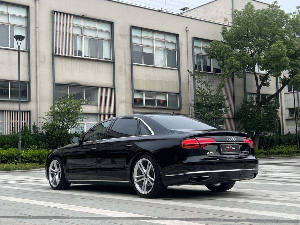 奧迪 奧迪A8  2011款 A8L 3.0 TFSI quattro舒適型(213kW)圖片