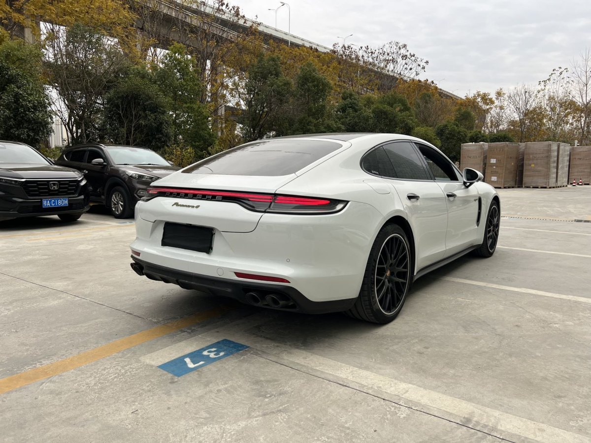 保時(shí)捷 Panamera新能源  2023款 Panamera 4 E-Hybrid 鉑金版 2.9T圖片