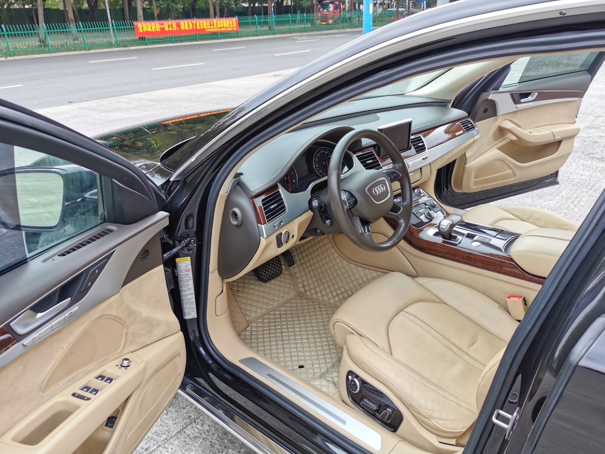 奧迪 奧迪A8  2012款 A8L 45 TFSI quattro舒適型圖片