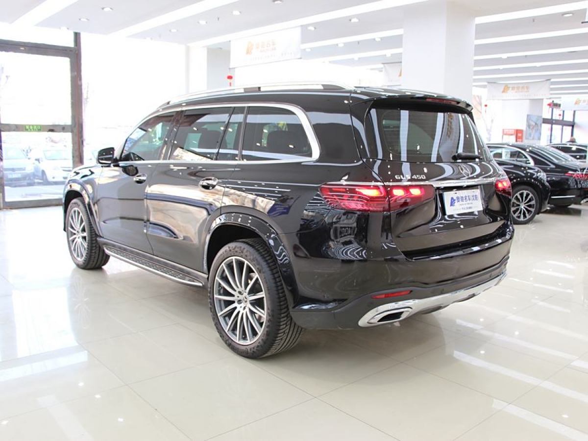 奔馳 奔馳GLS  2024款 GLS 450 4MATIC 豪華型圖片