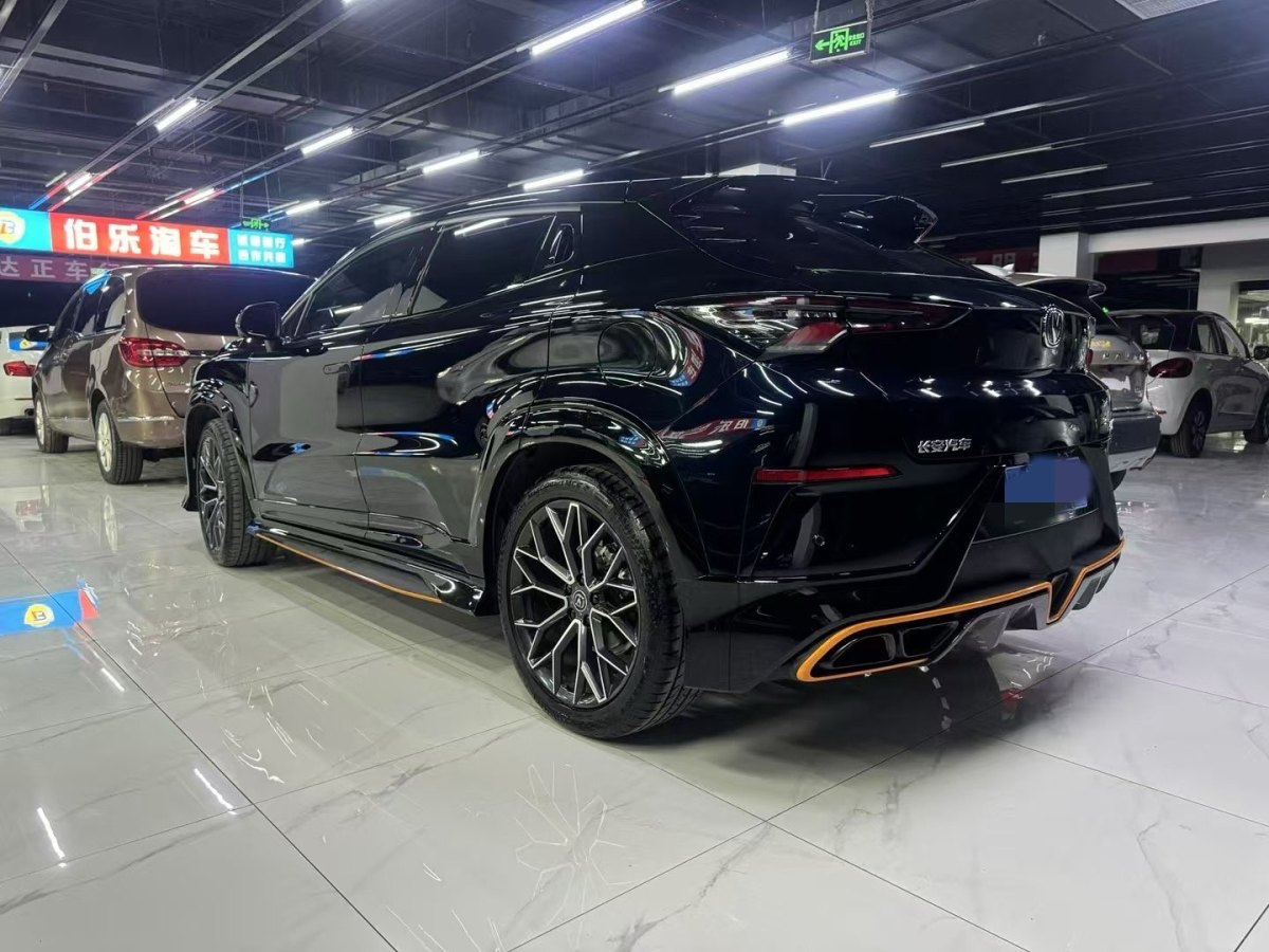 長安 UNI-T  2022款 1.5T 尊貴型圖片