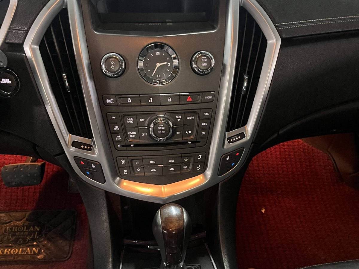 凱迪拉克 SRX  2012款 3.0L 領(lǐng)先型圖片