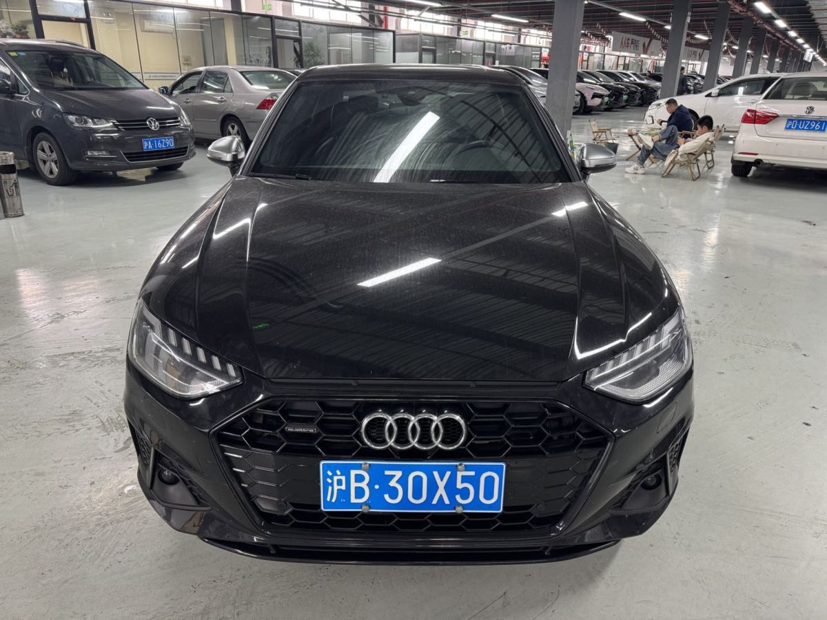 奧迪 奧迪A4L  2022款 45 TFSI quattro 臻選動(dòng)感型圖片