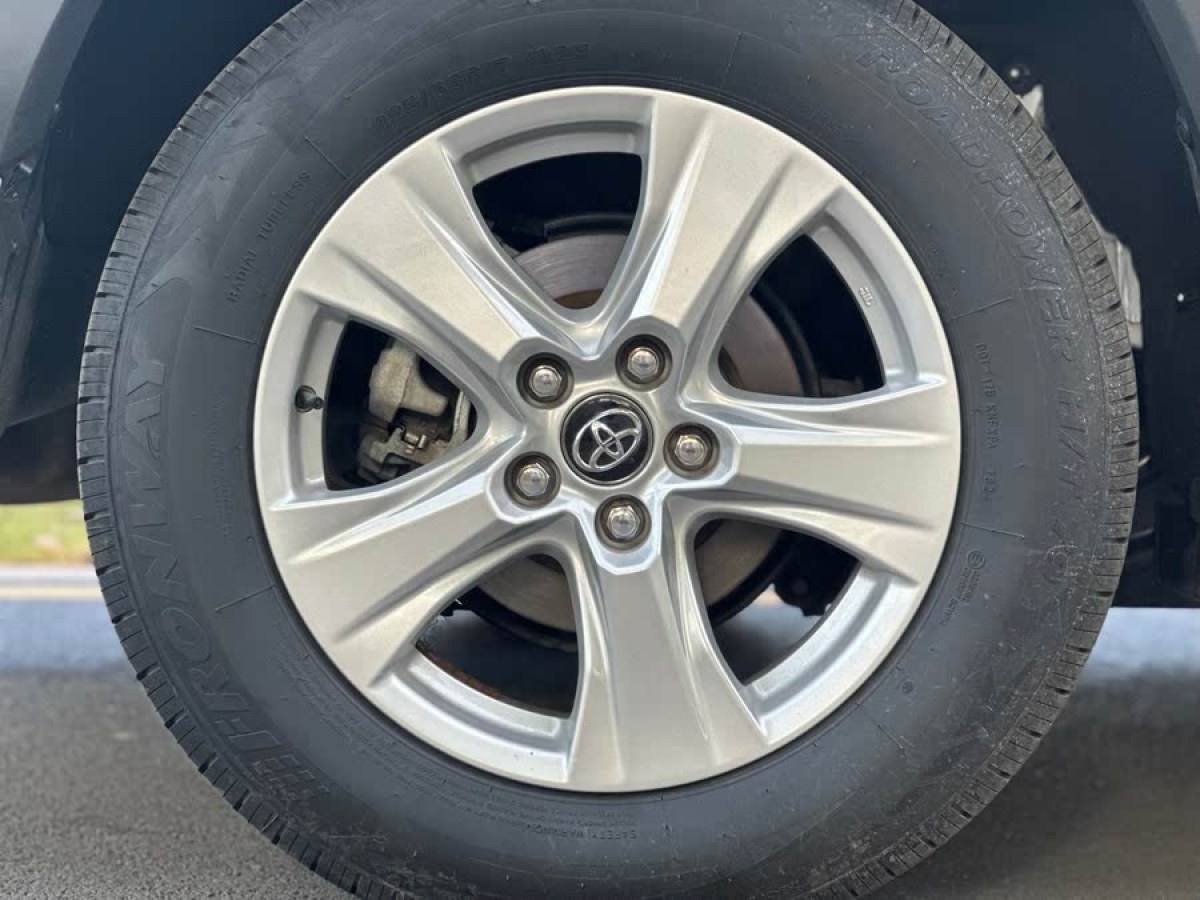 豐田 RAV4榮放  2023款 2.0L CVT兩驅(qū)都市版圖片