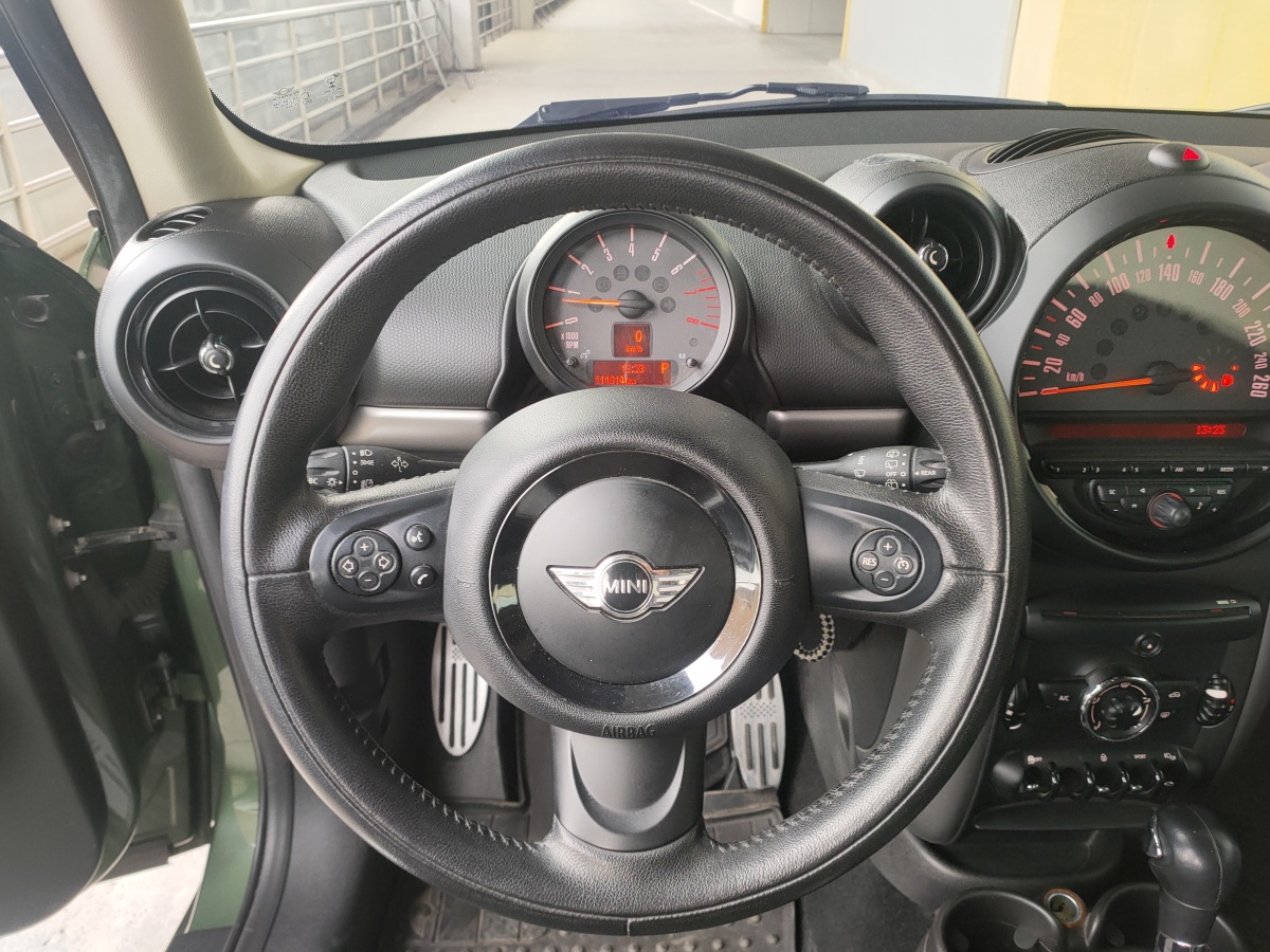 MINI COUNTRYMAN  2014款 1.6T COOPER ALL4 Fun圖片