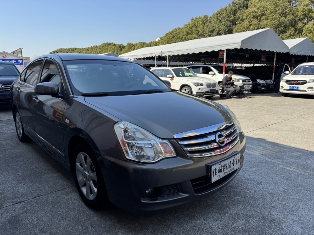 日產(chǎn) 軒逸  2009款 2.0XL CVT豪華版圖片