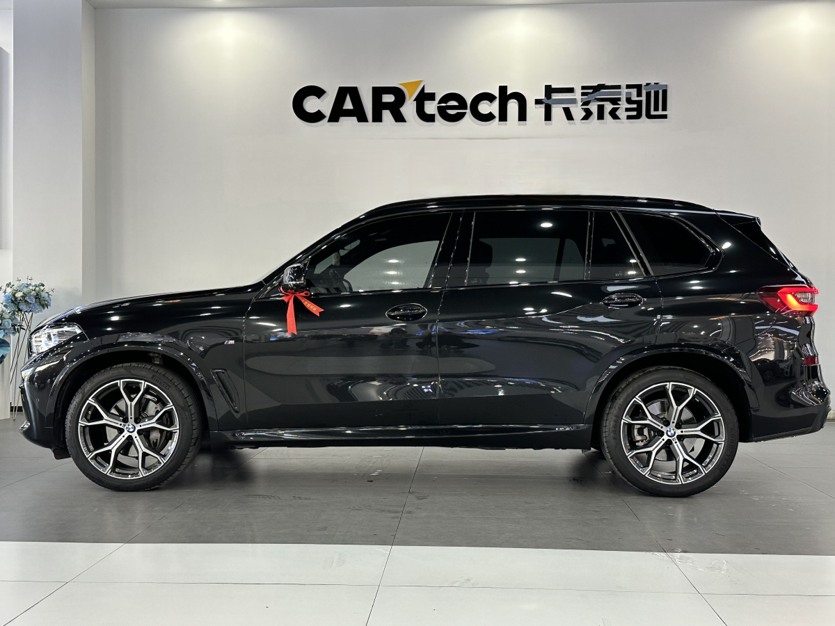 宝马 宝马X5  2022款 改款 xDrive 40Li M运动套装图片