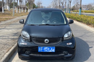 fortwo smart 1.0L 52千瓦硬頂靈動(dòng)版