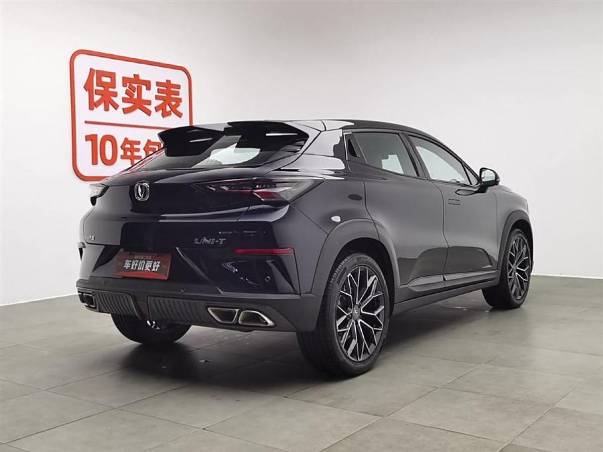 長(zhǎng)安 UNI-T  2022款 1.5T 尊貴型圖片