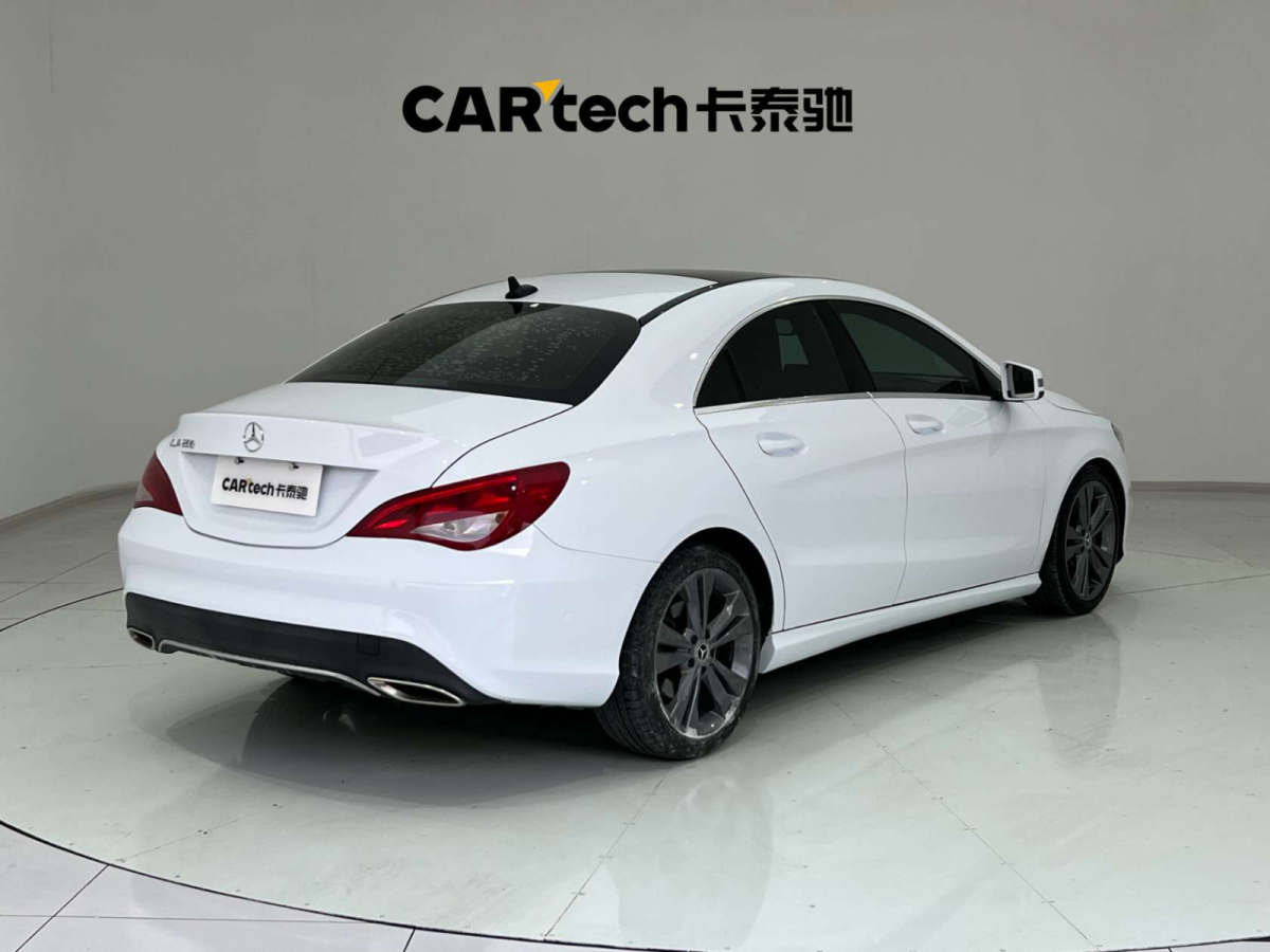 奔馳 奔馳CLA級  2019款 CLA 200 動感型圖片