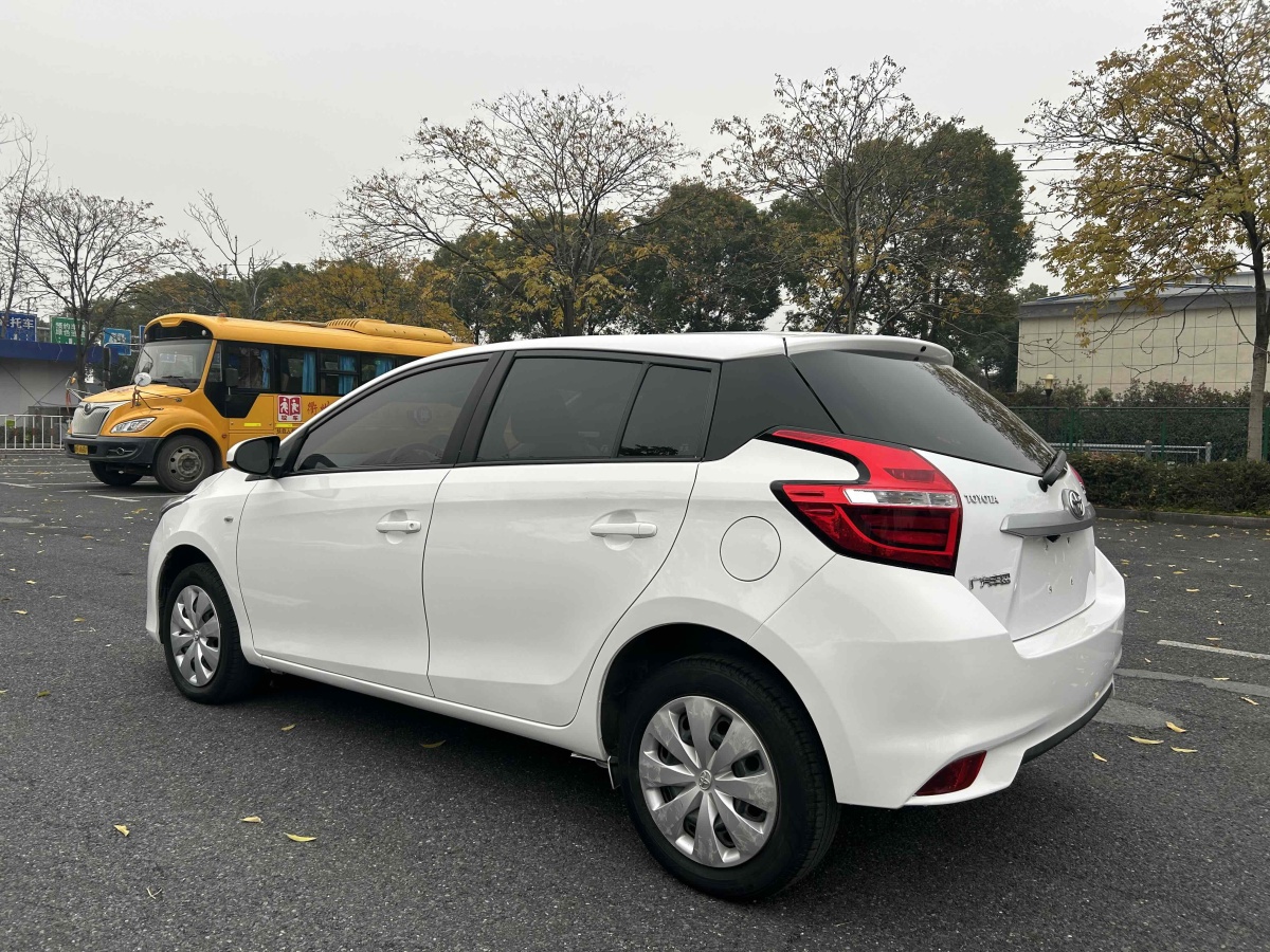 豐田 YARiS L 致炫  2015款 1.5E 自動魅動版圖片