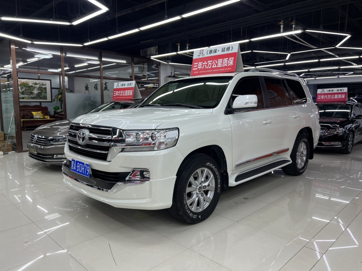 豐田 蘭德酷路澤  2018款 5.7L VX-R 12氣 底升(中東版)圖片