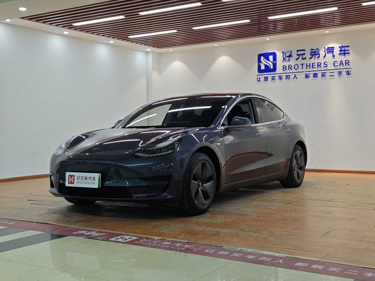 特斯拉 Model 3  2019款 標(biāo)準(zhǔn)續(xù)航后驅(qū)升級版圖片