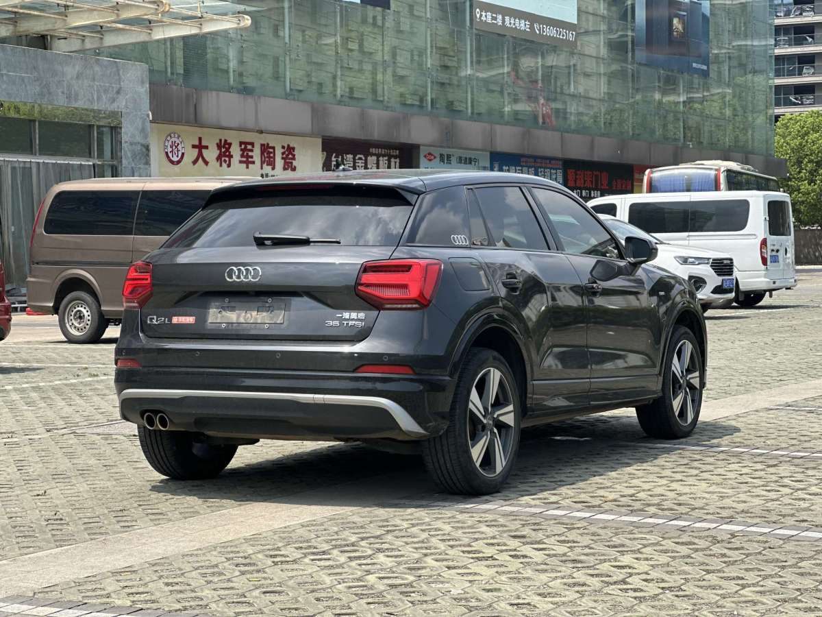 奧迪 奧迪Q2L  2021款 35 TFSI 時尚動感型圖片