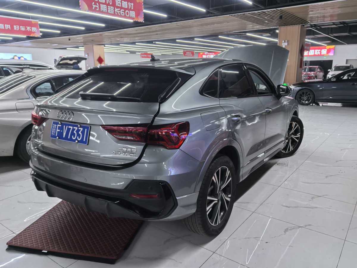 奧迪 奧迪Q3  2022款 40 TFSI 時尚動感型圖片