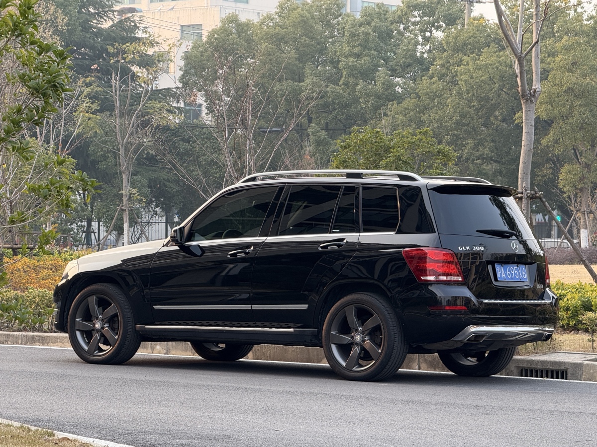 奔馳 奔馳GLK級(jí)  2015款 GLK 300 4MATIC 時(shí)尚型 極致版圖片