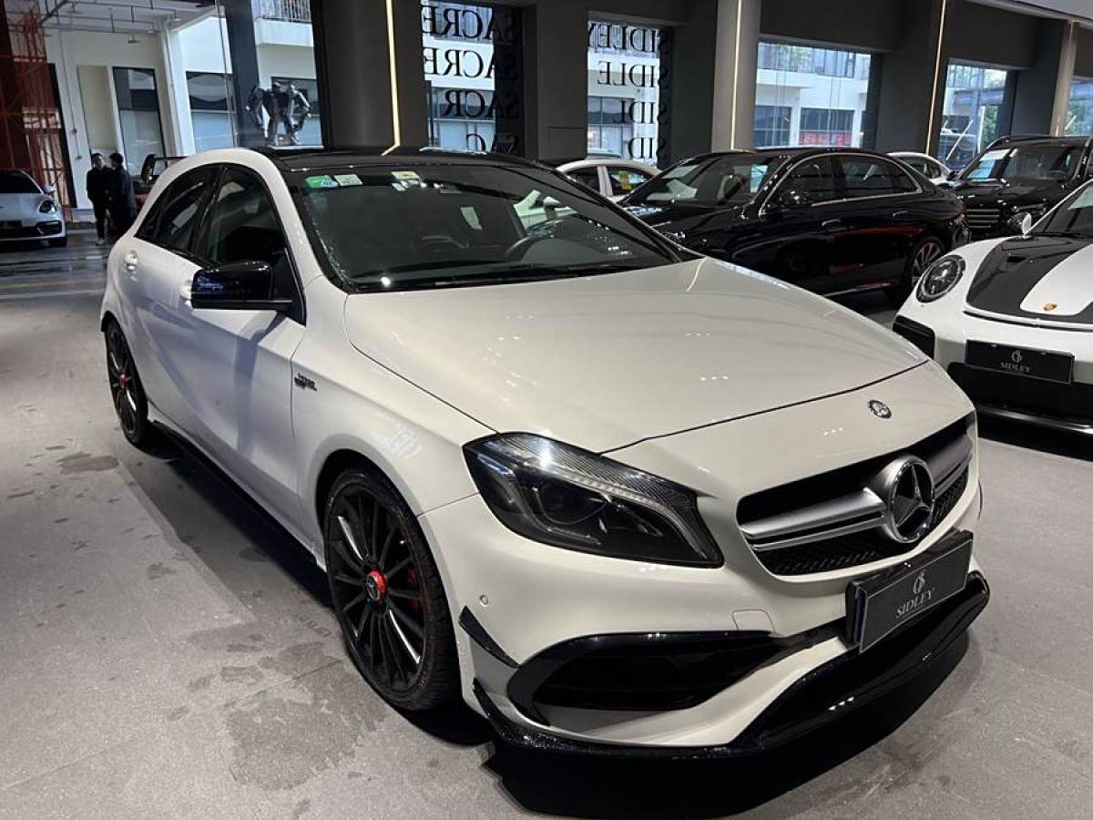 2016年12月奔馳 奔馳A級AMG  2016款 AMG A 45 4MATIC