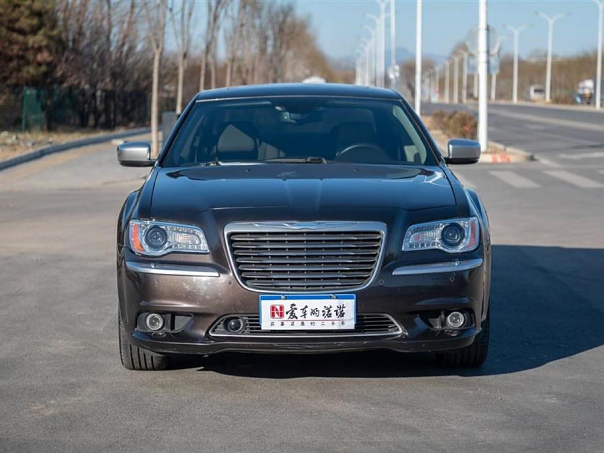 克萊斯勒 300C  2013款 3.6L 尊崇版圖片