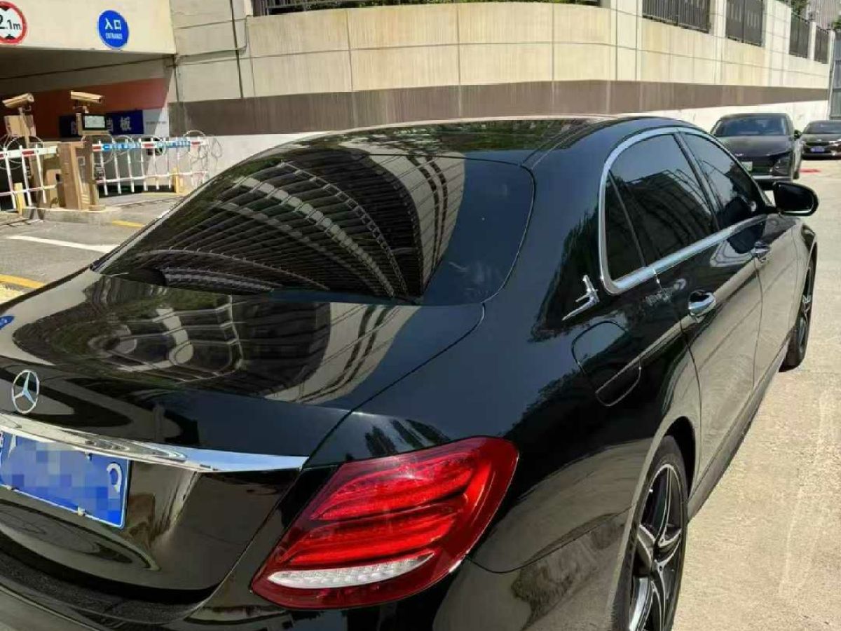 奔馳 奔馳E級(jí)  2020款 E 300 L 豪華型圖片