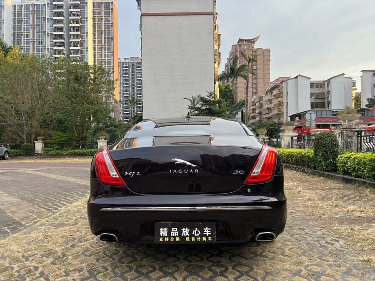 捷豹 XJ  2013款 XJL 3.0 SC 全景商務(wù)版圖片