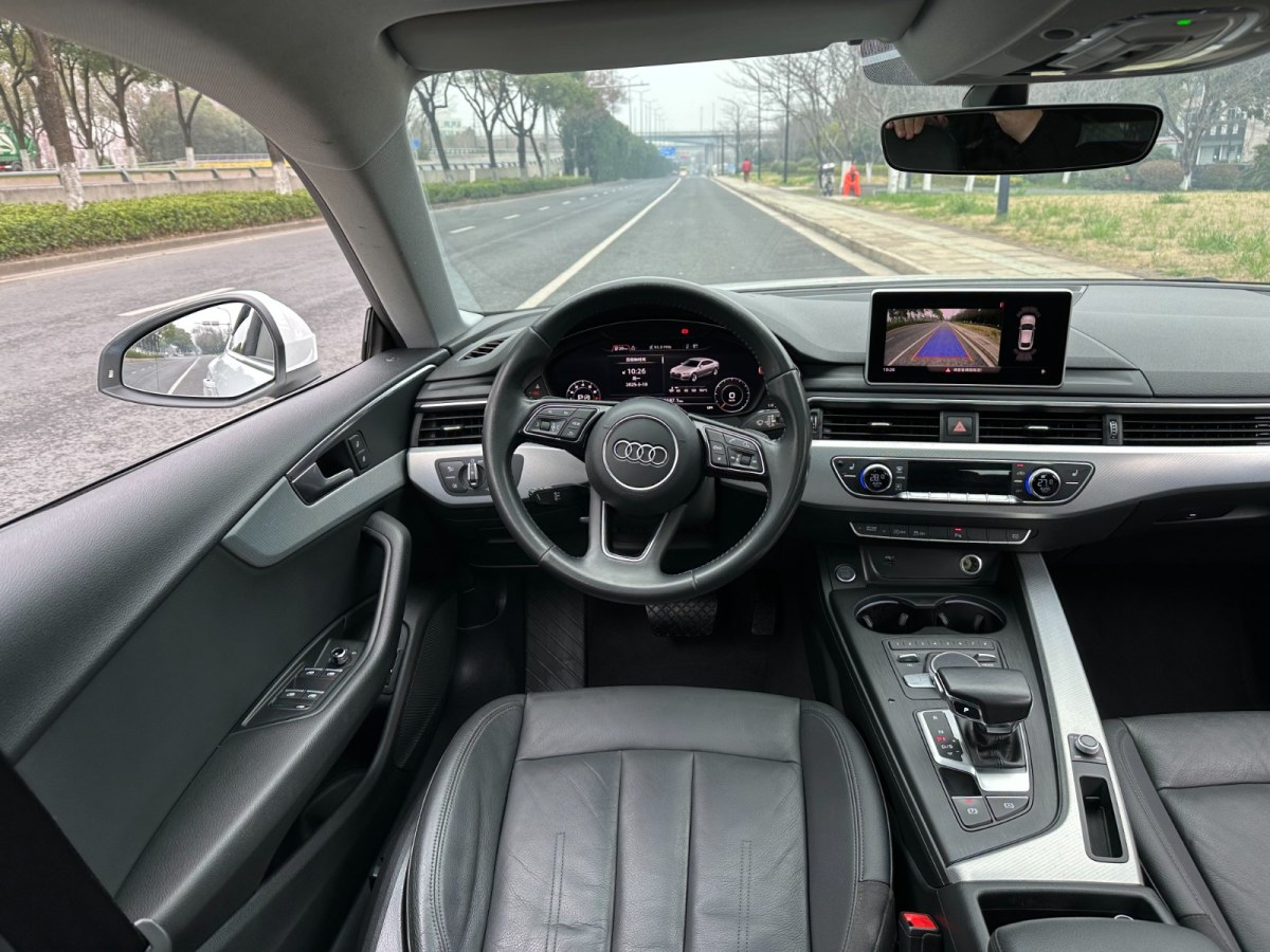 奧迪 奧迪A5  2019款 Sportback 45 TFSI 時(shí)尚型圖片