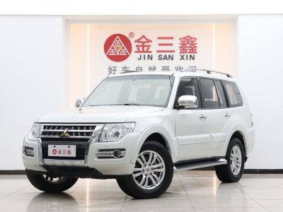 2020年6月 三菱 帕杰罗(进口) 2019款 帕杰罗V97 3.8L GLS 八气 双差 天窗(中东)图片