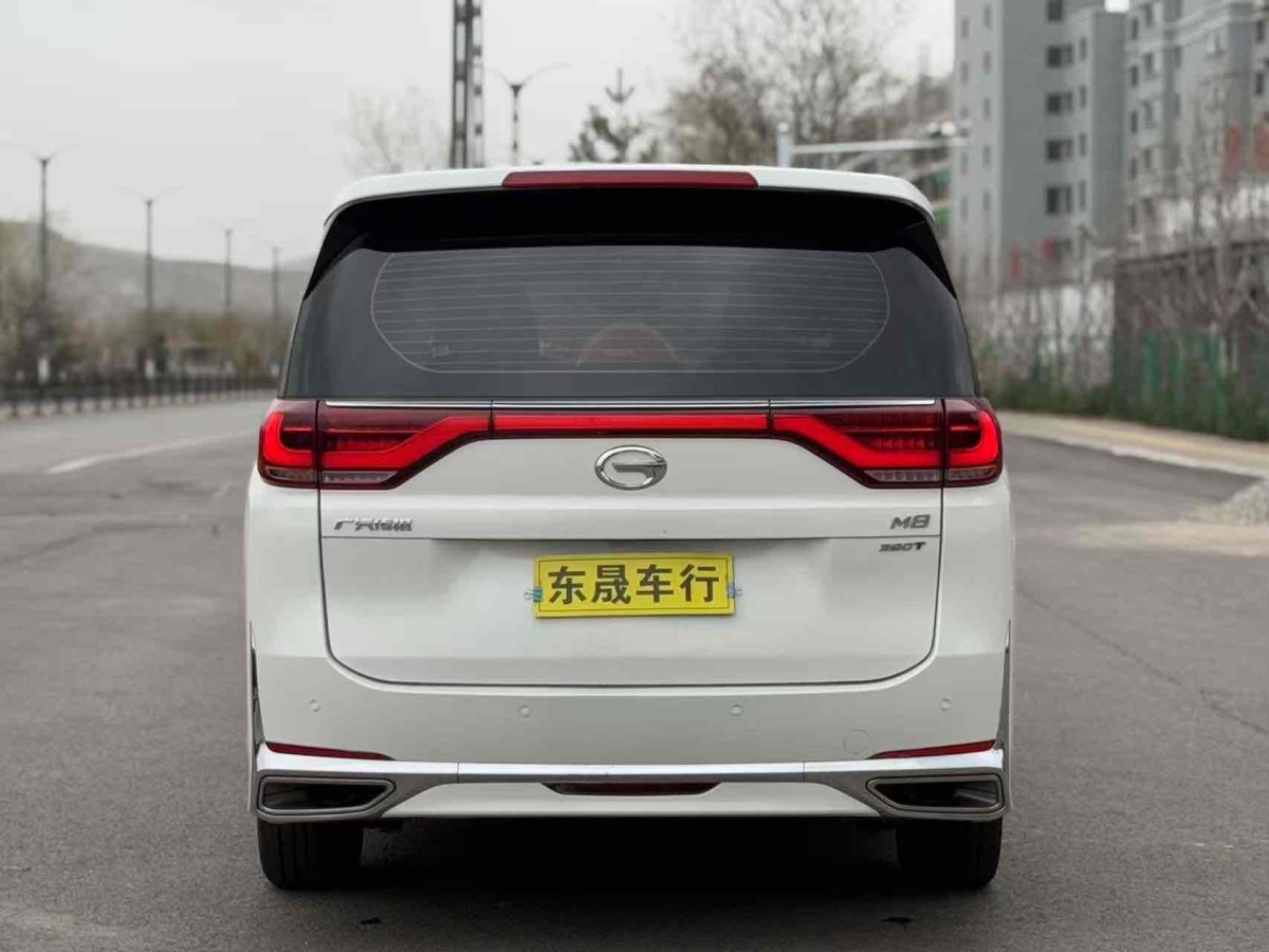 廣汽傳祺 M8  2024款 領(lǐng)秀系列 390T 尊享版圖片