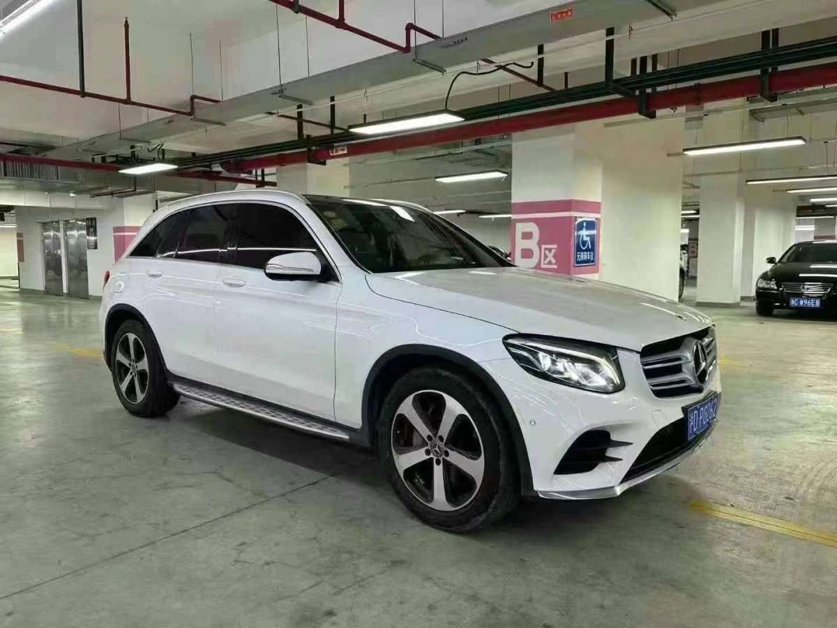 奔馳 奔馳GLC  2018款 改款 GLC 260 4MATIC 豪華型圖片