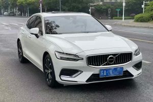 S60L 沃爾沃 T4 智遠(yuǎn)豪華版