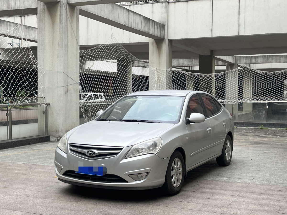 2009年2月現(xiàn)代 悅動  2011款 1.6L 手動豪華型