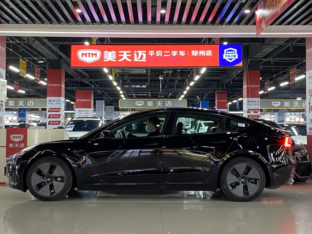 特斯拉 Model Y  2022款 改款 后輪驅(qū)動(dòng)版圖片