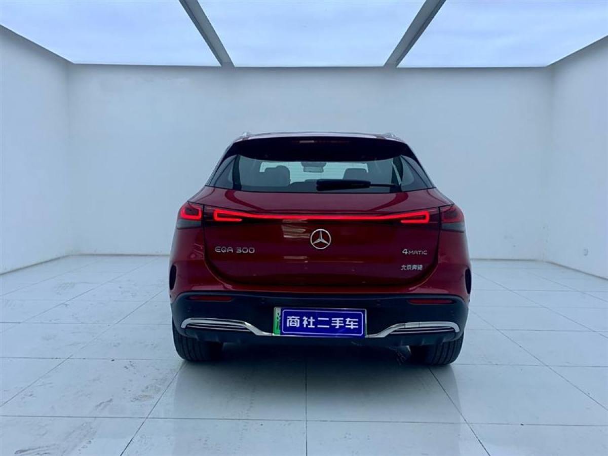 2022年1月奔馳 奔馳EQA  2022款 EQA 300 4MATIC 首發(fā)特別版