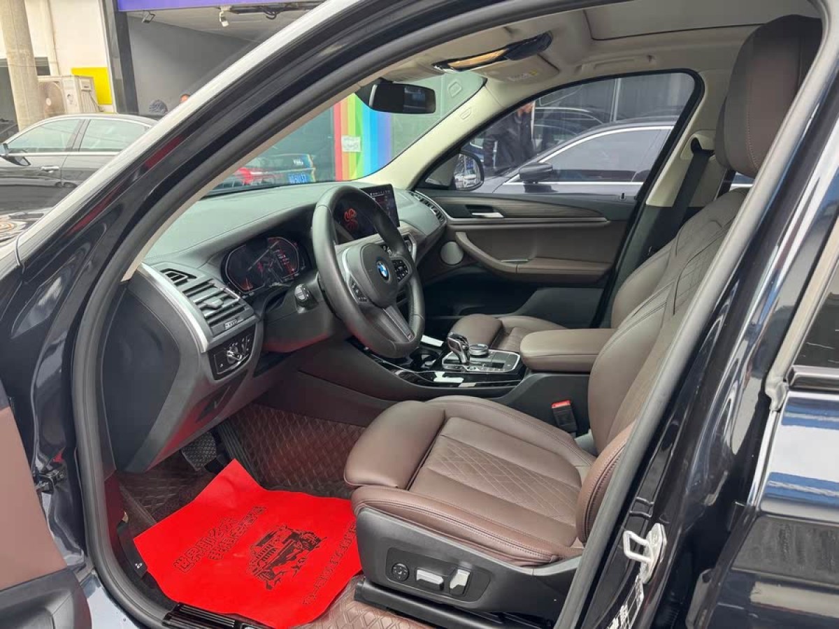 寶馬 寶馬X3  2022款 改款 xDrive30i 領(lǐng)先型 M曜夜套裝圖片