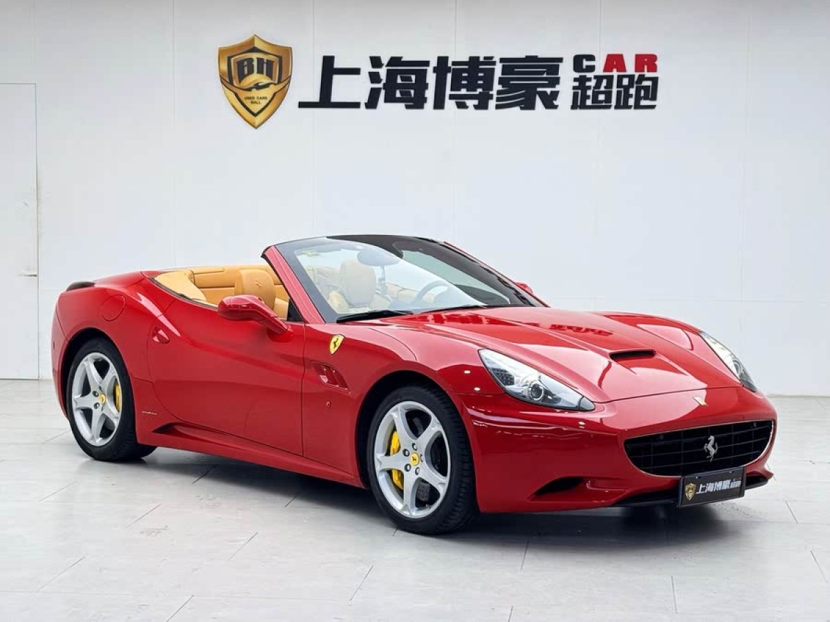 法拉利 California T  2009款 4.3L 標(biāo)準(zhǔn)型圖片