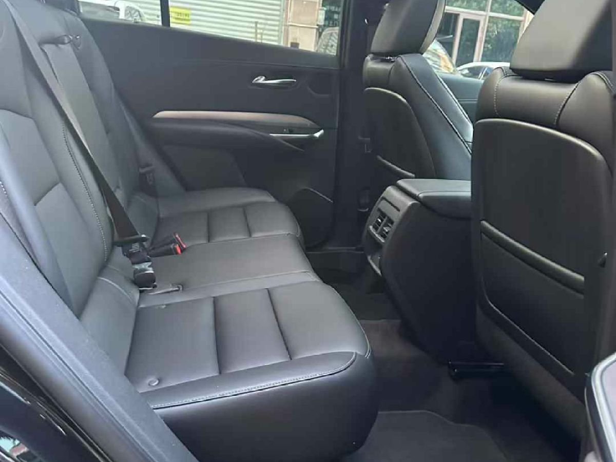 凱迪拉克 XT6  2019款 28T 四驅(qū)豪華型圖片