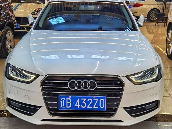 奥迪 奥迪A4L  2015款 35 TFSI 自动舒适型