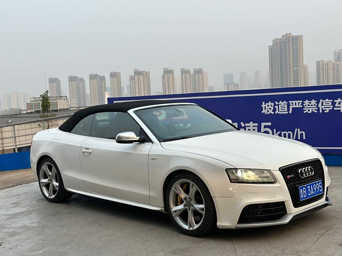 2011年9月奧迪 奧迪S5  2010款 S5 3.0T Cabriolet