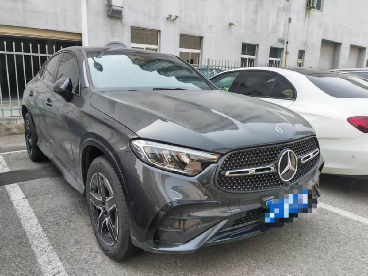 奔馳 奔馳GLC  2025款 GLC 260 4MATIC 轎跑SUV圖片