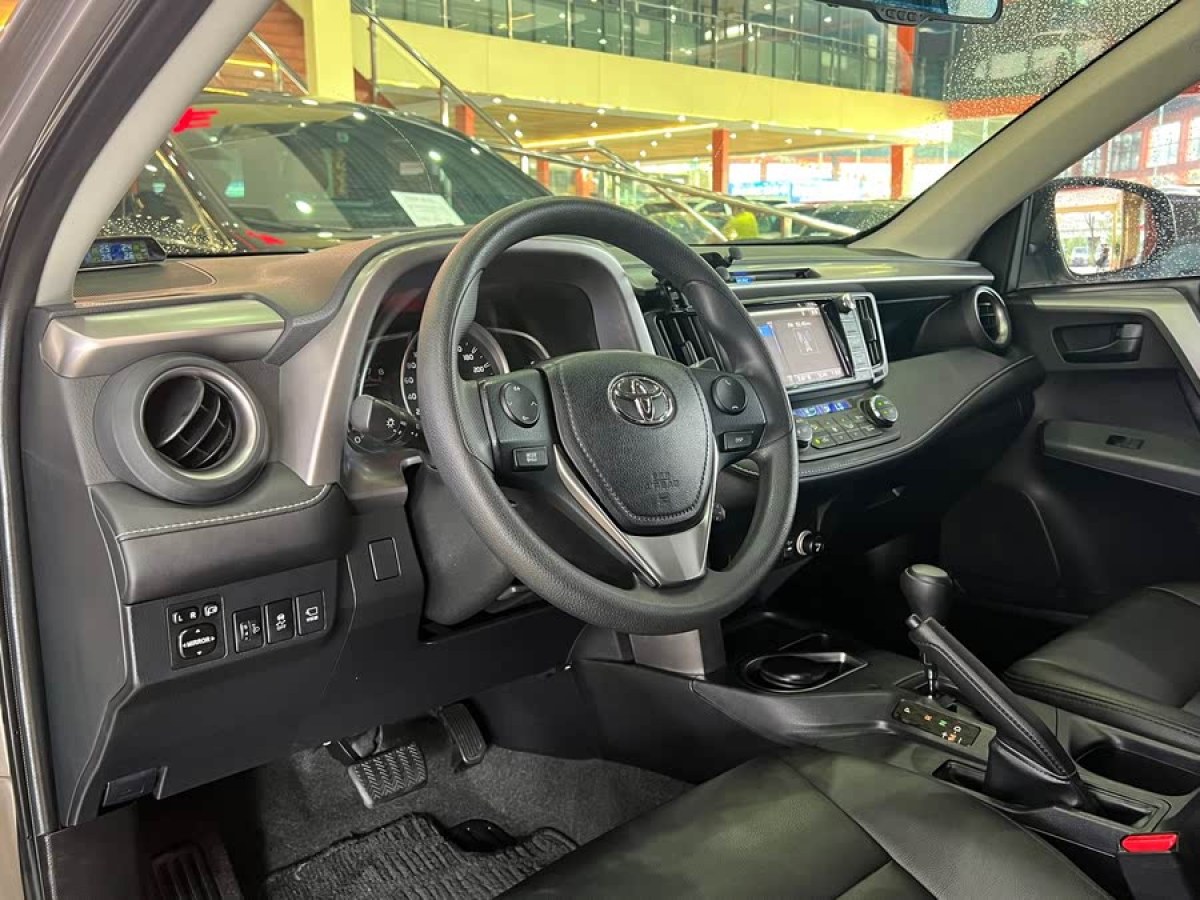 豐田 RAV4榮放  2019款  2.0L CVT兩驅(qū)風尚版 國VI圖片