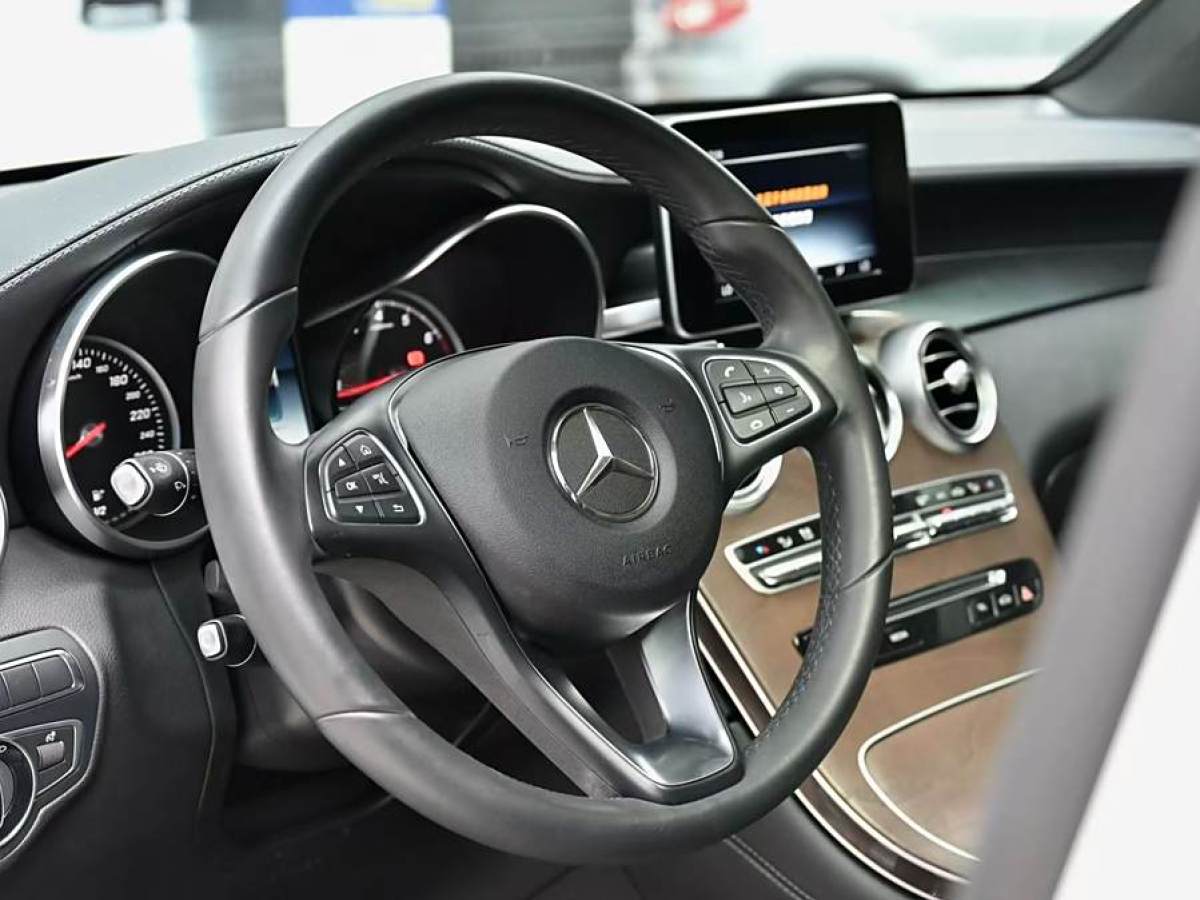 奔馳 奔馳GLC  2016款 GLC 300 4MATIC 動感型圖片