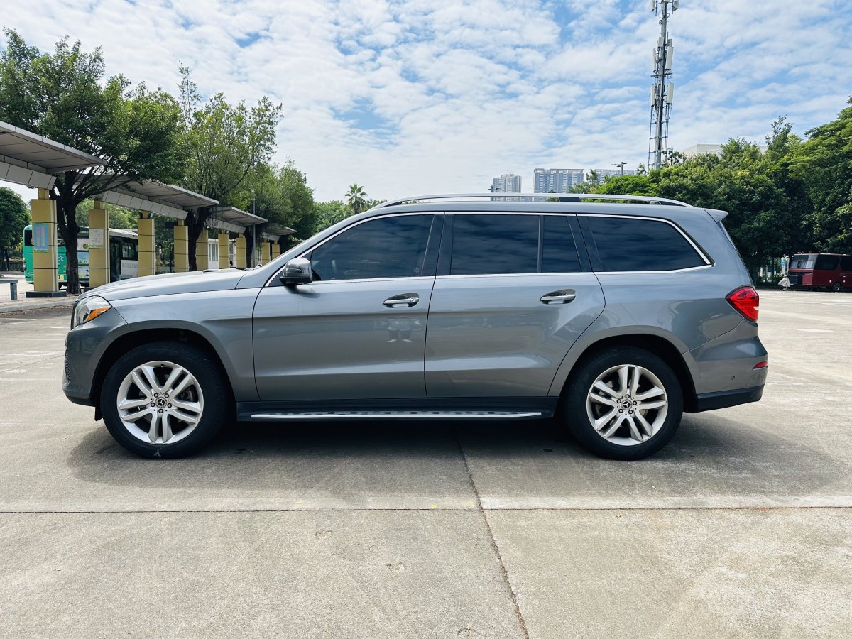 奔馳 奔馳GLS  2023款 改款 GLS 450 4MATIC 時尚型圖片