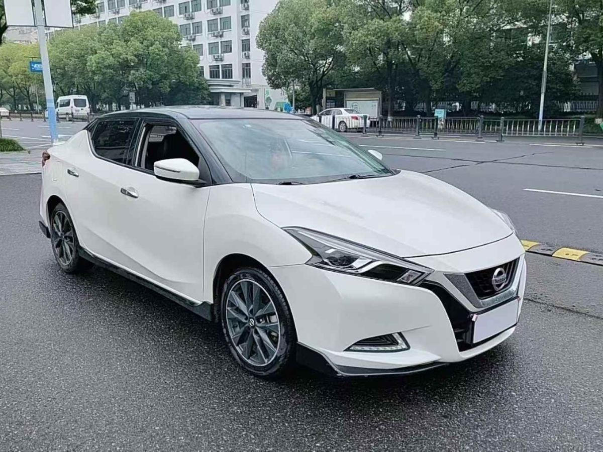 日產(chǎn) LANNIA 藍(lán)鳥  2020款 1.6L CVT炫酷版圖片