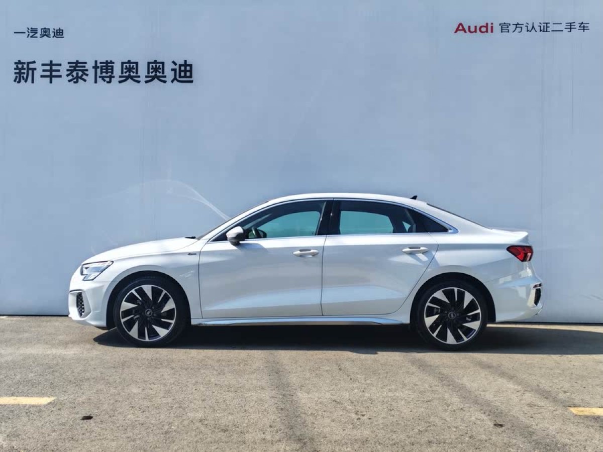 奧迪 奧迪A3  2023款 A3L Limousine 35 TFSI 時尚運(yùn)動型圖片