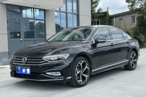 迈腾 大众 200万辆纪念版 330TSI DSG领先型